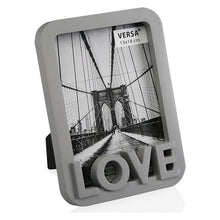 Carica l'immagine nel visualizzatore di Gallery, Portafoto Love Plastica Grigio - New Shop Generation