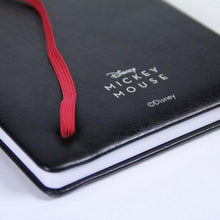Carica l&#39;immagine nel visualizzatore di Gallery, Agenda con Segnalibro Mickey Mouse A5 Nero - New Shop Generation