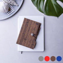Carica l'immagine nel visualizzatore di Gallery, Taccuino + Penna 145991 - New Shop Generation